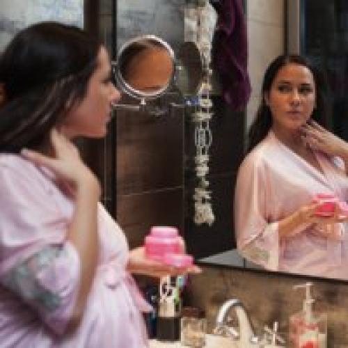 Правильно красить лицо. Можно ли беременным красить лицо?