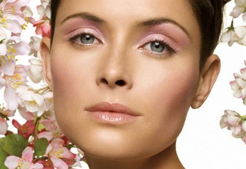 Как сделать макияж тенями. Макияж глаз розовыми тенями: как сделать образ нежным и женственным