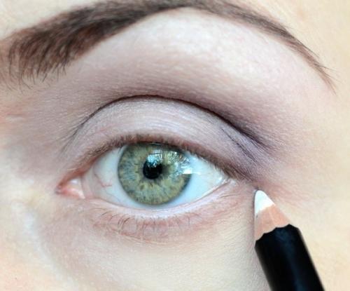 Виды стрелок для глаз с нависшим веком. Как нарисовать стрелки для нависшимих век? Полезные советы!