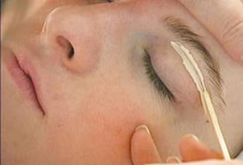 Как научиться выщипывать брови. Альтернативные способы корректировки формы бровей