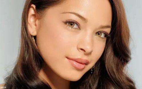 Естественный макияж глаз тенями. Макияж глаз