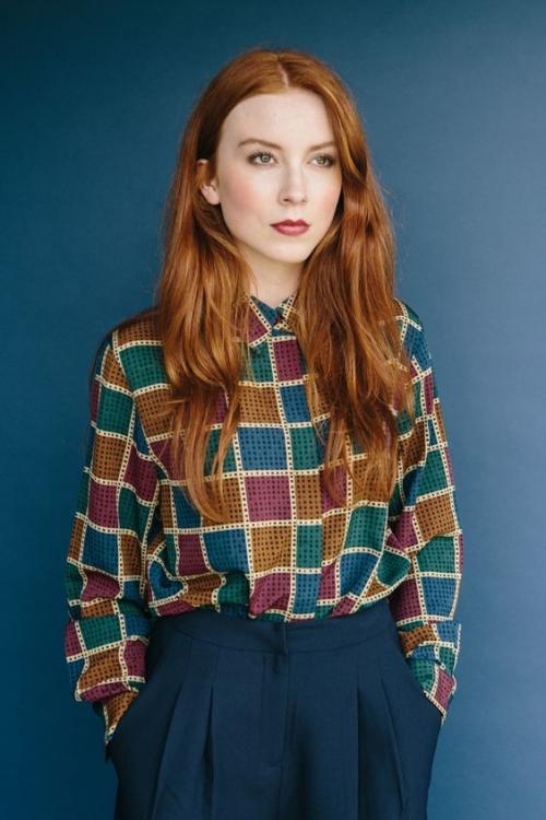 Нюдовая помада для рыжих. Поцелованная солнцем: какой макияж стоит сделать рыжеволосым девушкам (+ВИДЕО)