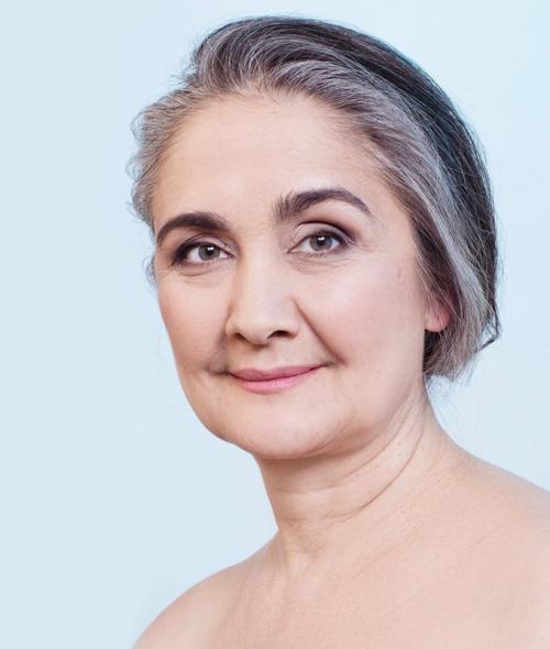 Макияж для женщины 50 лет голубые глаза. Оформляем глаза