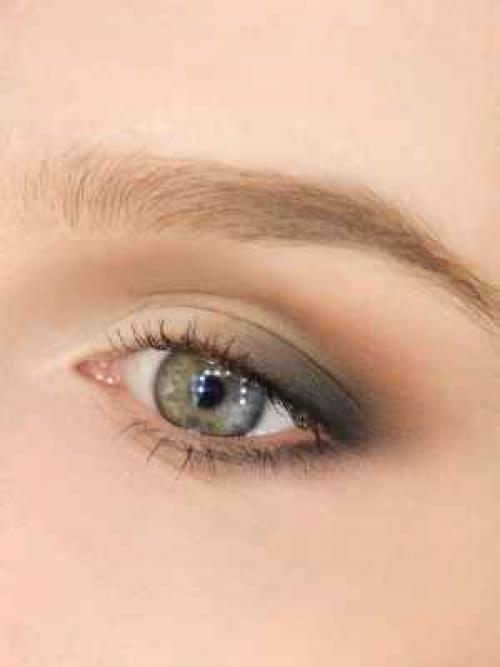 Макияж гуашью. Акварельная техника в макияже: фотоинструкция 12 Макияж гуашью. Акварельная техника в макияже: фотоинструкция 12