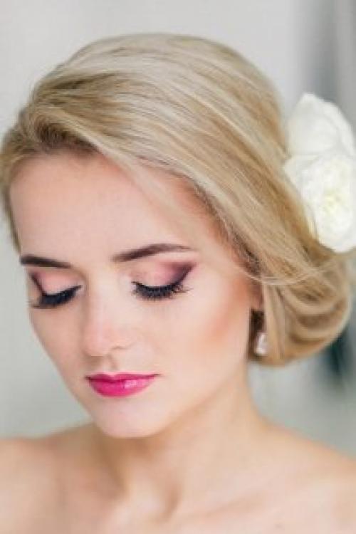 Макияж на свадьбу для карих глаз. Особенности свадебного макияжа для карих глаз