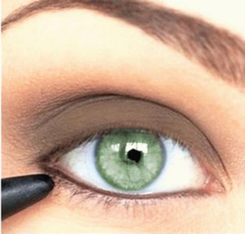 Макияж розовый для зеленых глаз. Основные рекомендации 02