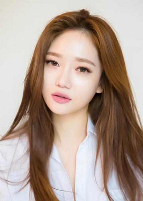 Естественный макияж для карих глаз. Нюд-тенденция: естественный макияж для карих глаз