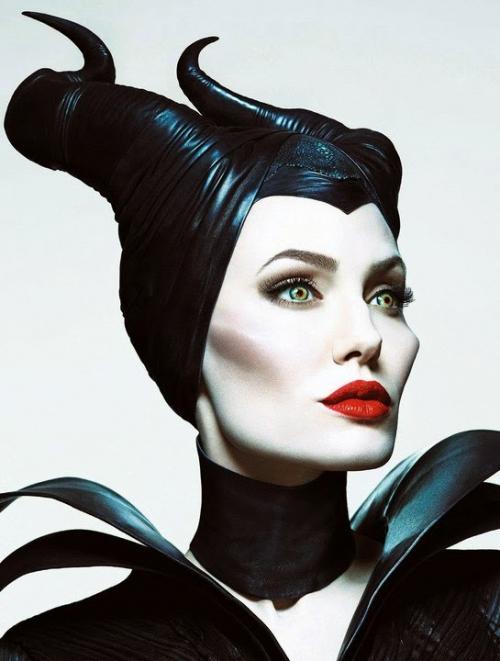 Макияж для лица с мелкими чертами. Скульптурирование лица: Как правильно подчеркнуть свои черты?