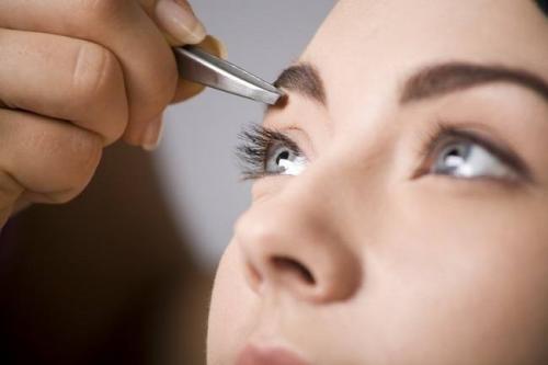 Архитектура бровей нитью. Как можно скорректировать форму