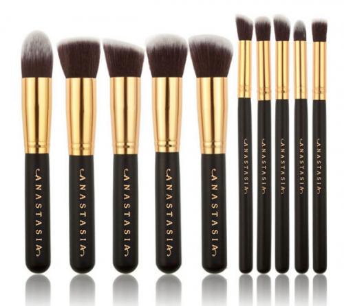 Кисти для визажиста. Как подобрать кисти для макияжа?