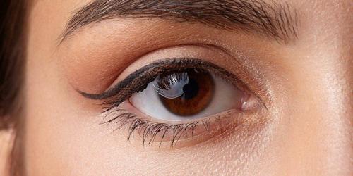 Стрелки для миндалевидных глаз. Как подобрать стрелки под форму глаз