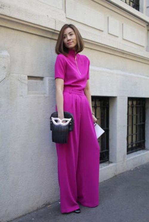 Моноцвет в одежде. Как создать стильные образы с монохромными вещами