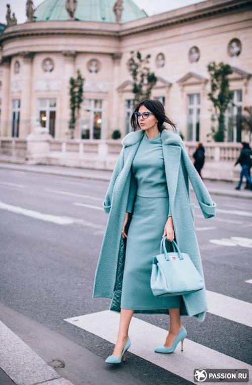 Моноцвет в одежде. Как создать стильные образы с монохромными вещами