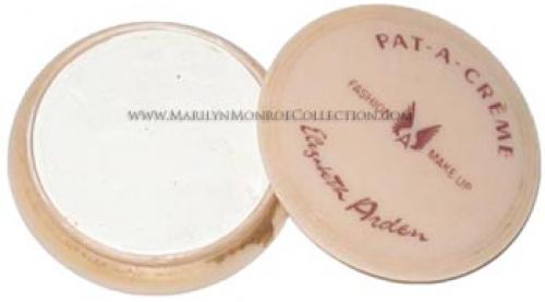 Главное оружие красоты: косметика Мэрилин Монро