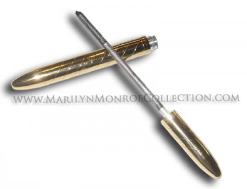 Главное оружие красоты: косметика Мэрилин Монро