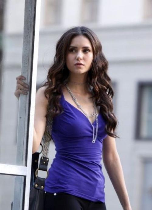 Кэтрин пирс прическа. Прически Кэтрин Пирс