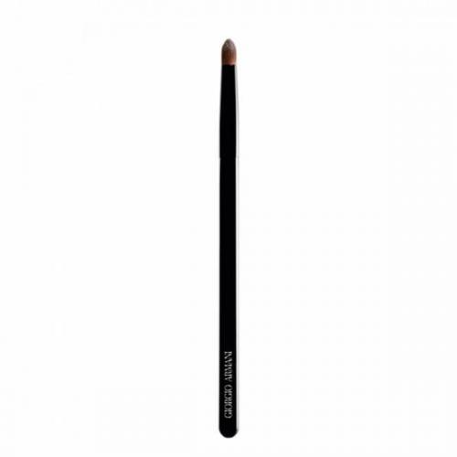 Кисти для теней виды. Какой кистью наносить тени? 5 вариантов