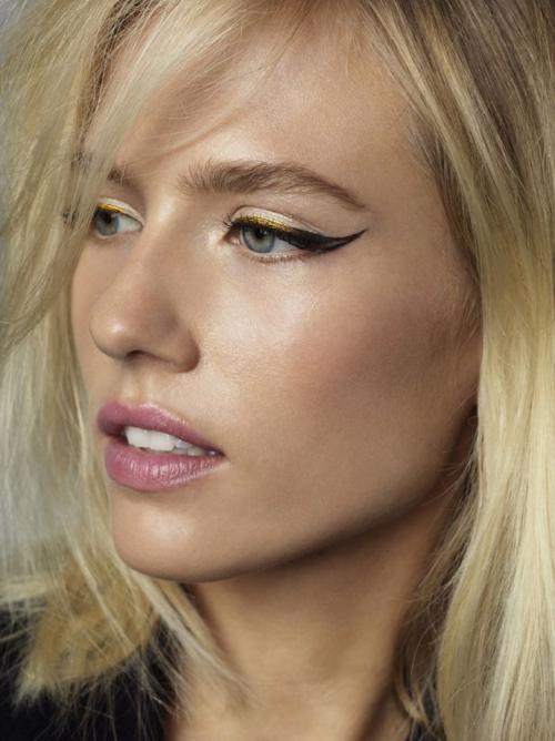 Стрелка кошачий глаз. Знакомство с правилами такого мейкапа