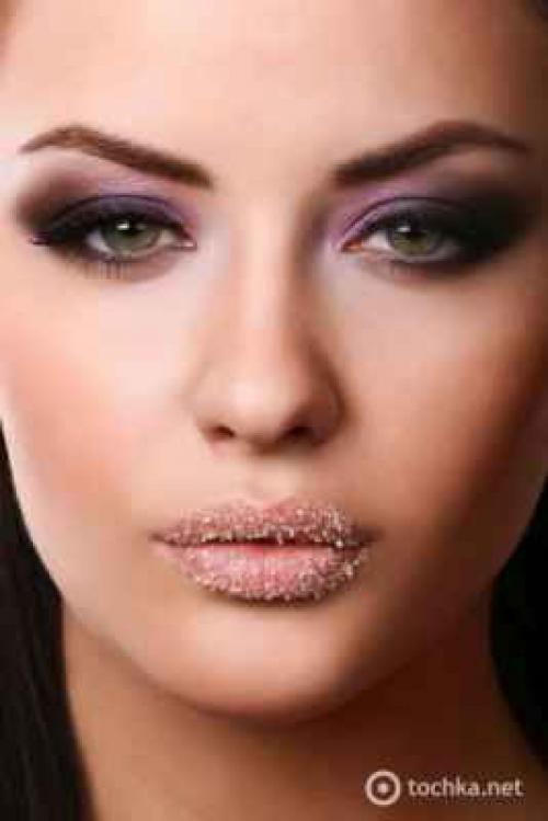 Сливовые тени. Делаем макияж под цвет глаз (ФОТО) 02