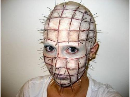 Как сделать грим в домашних условиях. Как сделать грим на Хэллоуин в домашних условиях