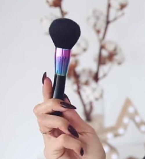 Базовый набор косметики для новичка. Бюджетная косметичка для новичка