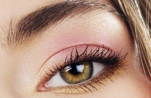 Тени для карих глаз на каждый день. Особенности макияжа для различных оттенков карих глаз