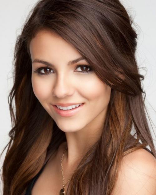 Школьный макияж для подростков. Как сделать легкий макияж для подростков?