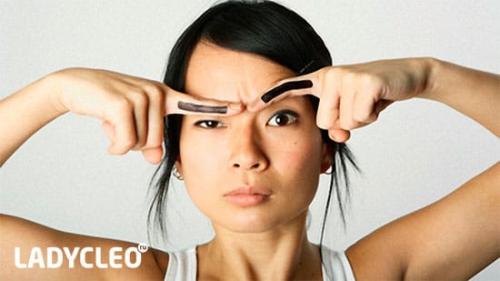 Можно ли красить брови тоником для волос. Можно ли красить брови краской для волос? Чем лучше красить брови? 08 Можно ли красить брови тоником для волос. Можно ли красить брови краской для волос? Чем лучше красить брови? 08