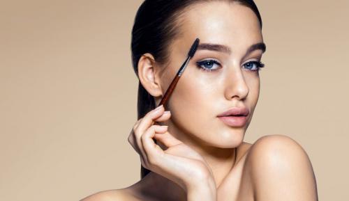 Как отрастить брови гуще. Густые брови