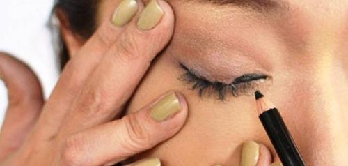 Как подвести глаза, чтобы они казались больше. Как научится красиво красить глаза карандашом