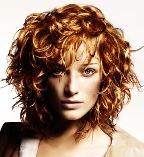 Завивка крупная на средние волосы. Стрижки и прически на средние волосы с химической завивкой 05 Завивка крупная на средние волосы. Стрижки и прически на средние волосы с химической завивкой 05