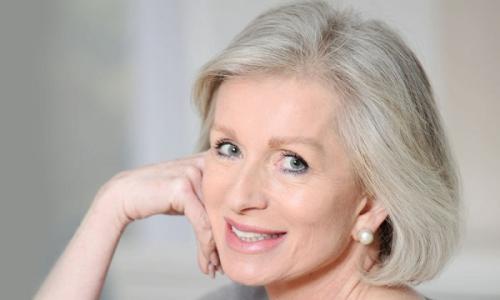 Тональный крем после 55 лет. Повседневный возрастной визаж: разбираем подробно этапы создания