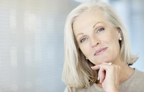 Тональный крем после 55 лет. Повседневный возрастной визаж: разбираем подробно этапы создания