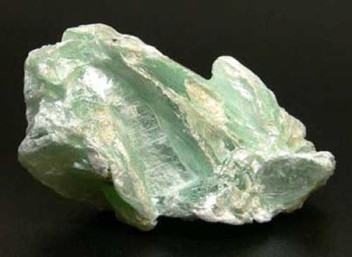 Лучшие минеральные пудры. В чем особенность минеральной пудры? 04 Лучшие минеральные пудры. В чем особенность минеральной пудры? 04