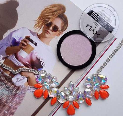 DUO Chromatic Illuminating Powder Lavender Steel. Хайлайтер NYX DUO Chromatic Illuminating Powder в оттенке Lavender Steel отзывы