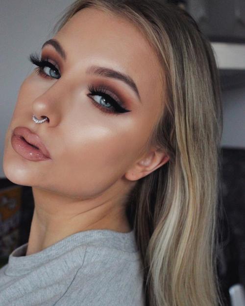 Макияж для серых глаз 2019. 12 непревзойденных идей макияжа для серых глаз 2019-2020