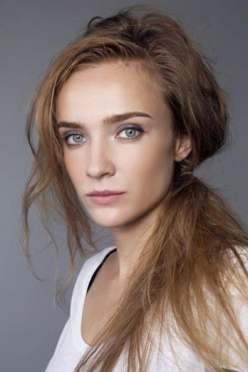 Помада под серые тени. Макияж в серых тонах: 13 идей