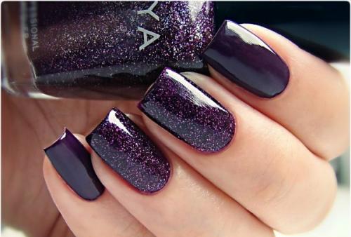 Маникюр под синее платье. Выбираем дизайн: 7 актуальных вопросов