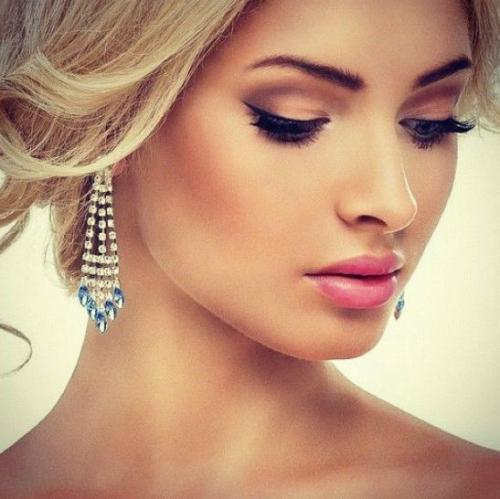 Макияж на свадьбу своими руками. Свадебный макияж своими руками пошагово.