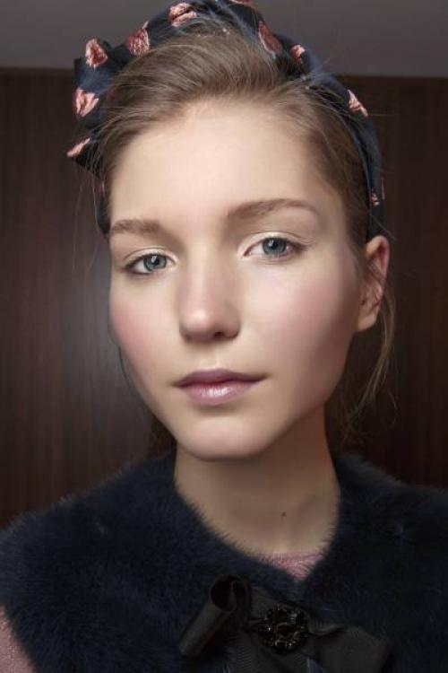 Макияж в школу 2019. Макияж в школу: главные правила