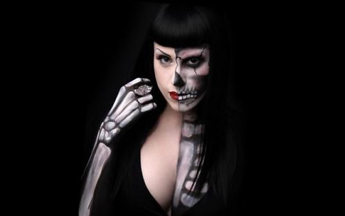 Лицо накрашенное на хэллоуин. Лицо на Хэллоуин: как сделать его страшным и оригинальным одновременно