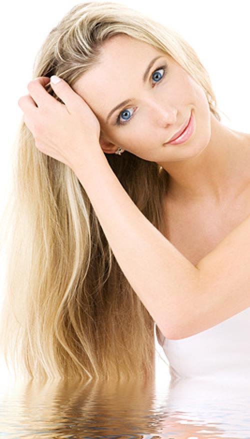 Уход за обесцвеченными волосами в домашних условиях. Чем восстановить волосы после осветления в домашних условиях – профессиональные и аптечные средства 19