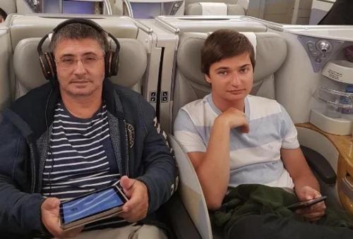 Дочь доктора Мясникова. Несчастная жена и внебрачная дочь знаменитого доктора Александра Мясникова