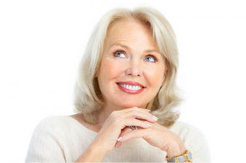 Маникюр для пожилых дам. Главные правила по уходу за ногтями женщин за 50 лет 01 Маникюр для пожилых дам. Главные правила по уходу за ногтями женщин за 50 лет 01