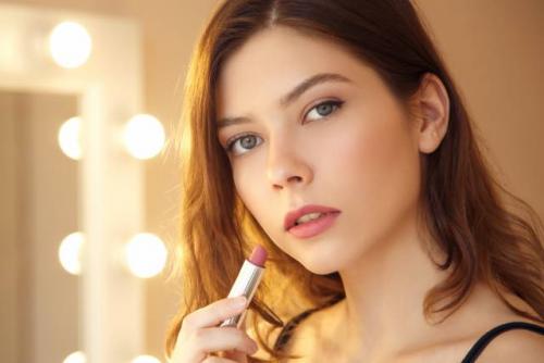 Макияж для русых с зелеными глазами. Макияж для брюнеток с зелеными глазами