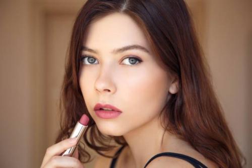 Макияж для русых с зелеными глазами. Макияж для брюнеток с зелеными глазами