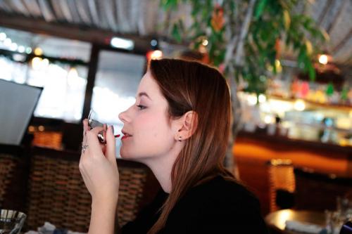 Чтобы помада не растекалась. 5 способов сделать так чтобы помада не растекалась 13