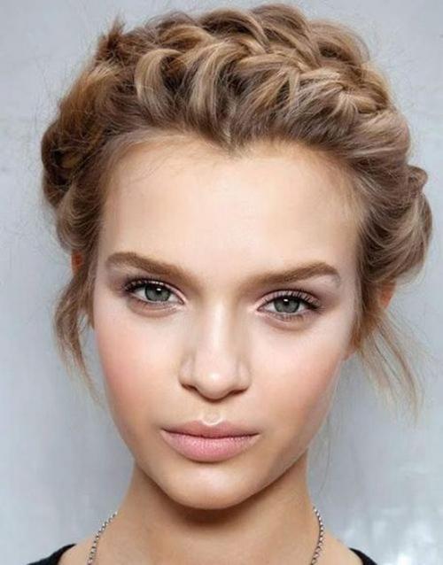 Макияж для зеленых глаз и русых волос. Как сделать повседневный и праздничный макияж для зеленых глаз и русых волос?