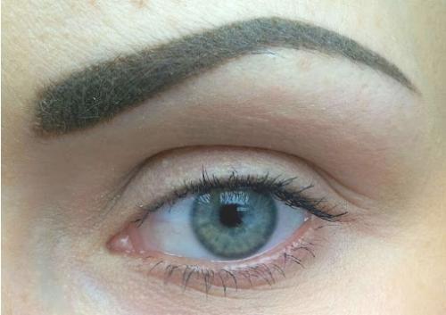 Сколько заживают брови после коррекции. Сколько заживают брови после татуажа? Сколько дней уйдет на заживление после коррекции?