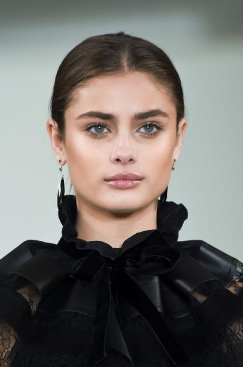 Тушь для прямых ресниц. Тушь для тонких и коротких ресниц: 5 вариантов